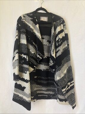 NWOT Guest Editor Knitted Cardigan Sweater Jacket Coat